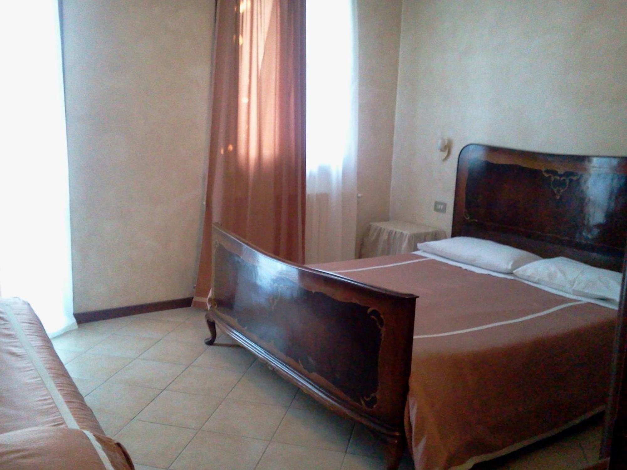 Agriturismo Cascina Gilli Spino d'Adda Eksteriør billede